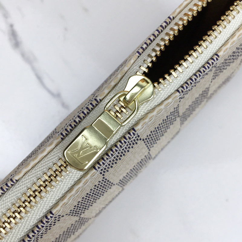 LOV2 Bags - Luxurious Bags  1160