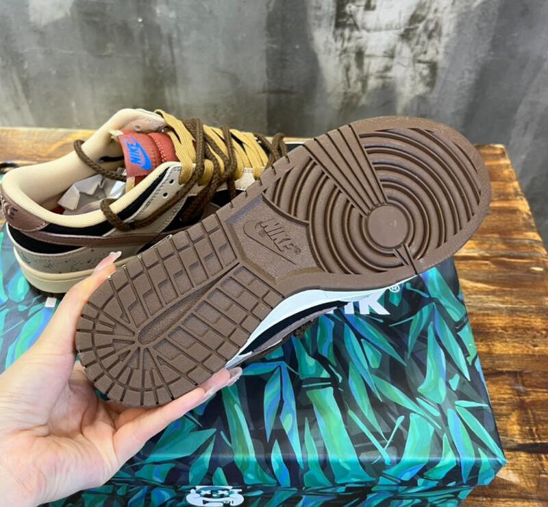 SAMC - NKE Shoes - 218
