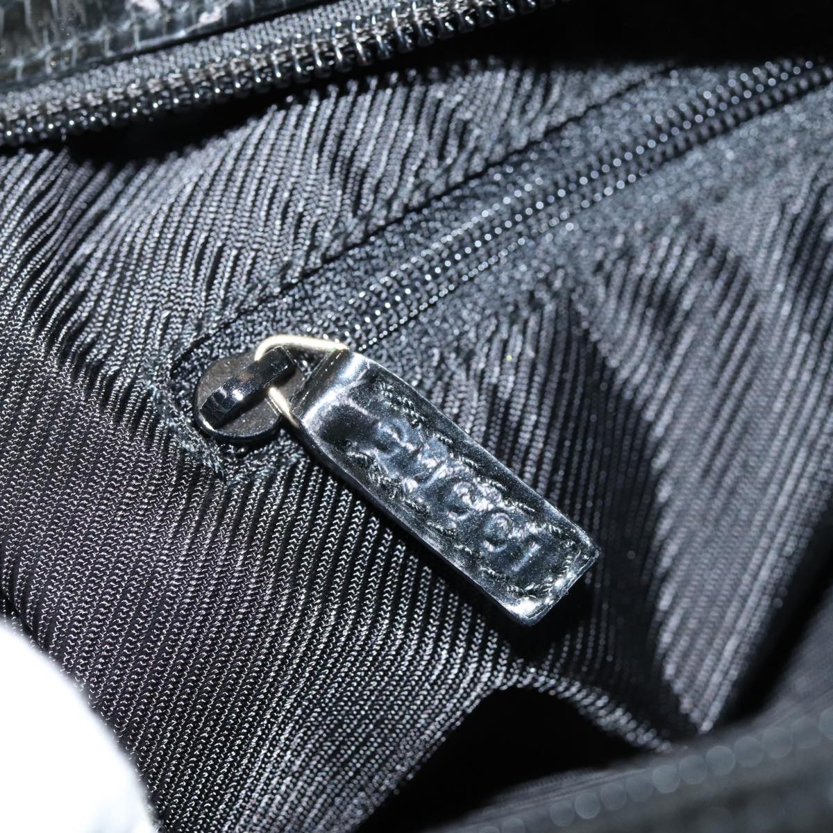 GUCCI GG Canvas Shoulder Bag Black 001 4204 84431