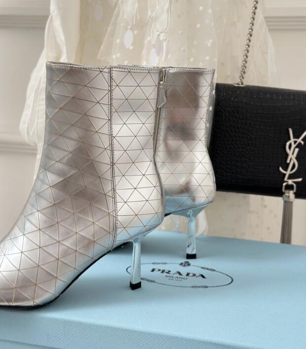 GlamyWomen Shoes - 194