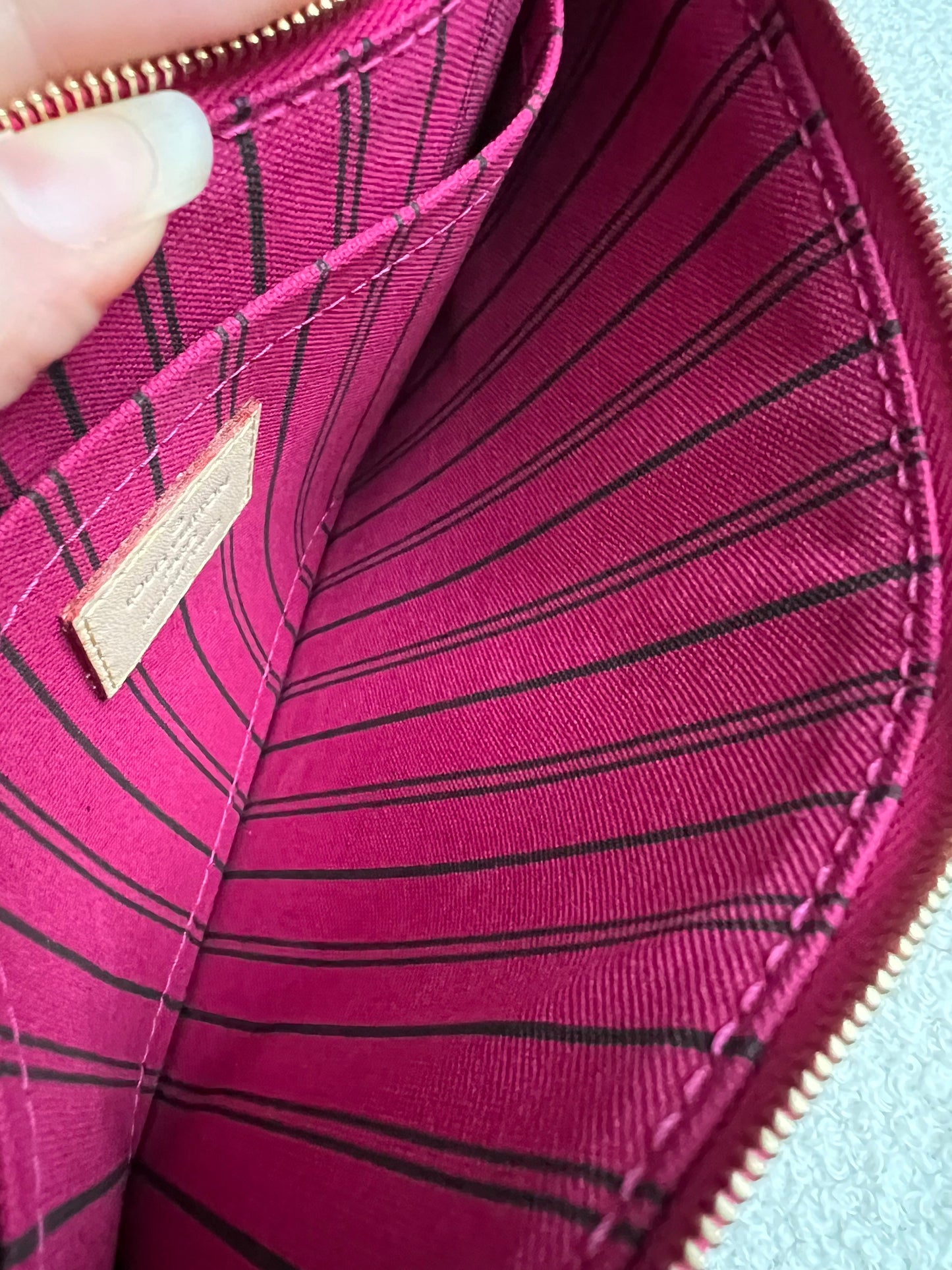 Louis Vuitton Pouch (from Neverfull MM) in Monogram