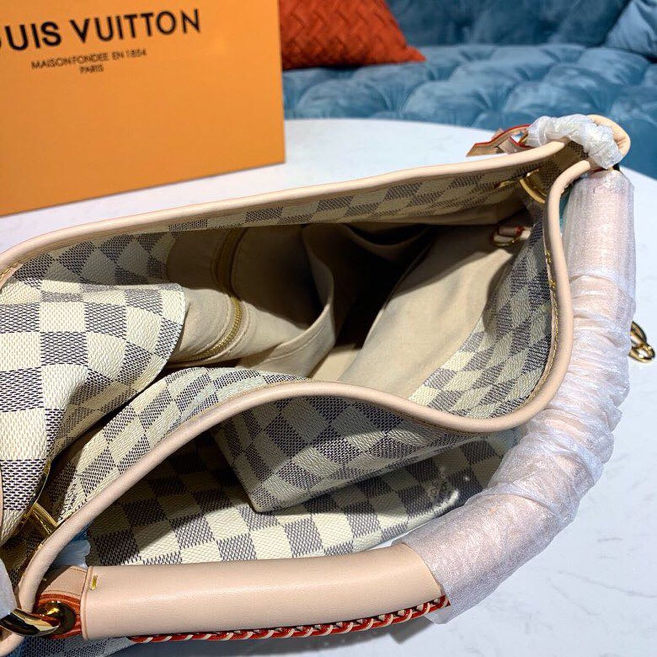 LV Artsy MM Damier Azur Canvas For Women, WomenÃ¢â‚¬â„¢s Handbags 16.1in/41cm LV N40253