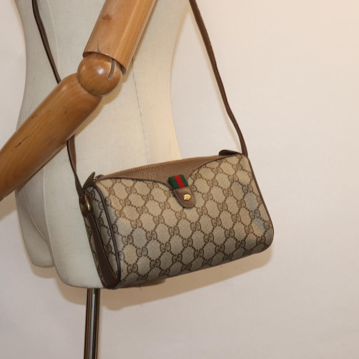 GUCCI GG Supreme Web Sherry Line Shoulder Bag PVC Beige Red 89 02 018 84751