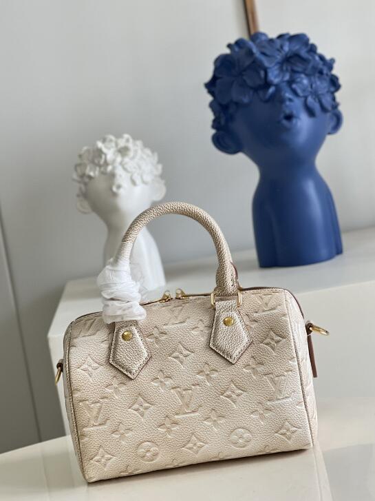 SAMC - LOV Bags - 1650