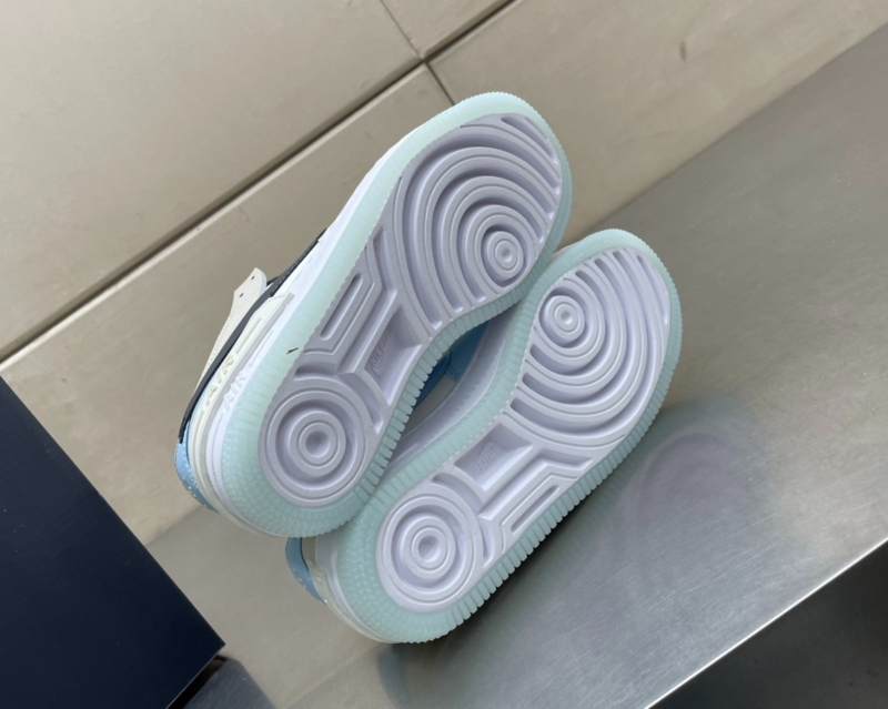 SAMC - NKE Shoes - 003