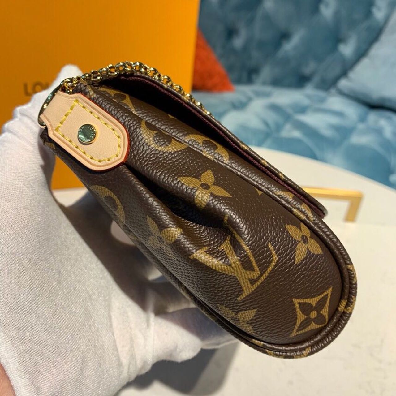 LV Favorite PM Monogram Canvas For Women, WomenÃ¢â‚¬â„¢s Handbags, Shoulder And Crossbody Bags 10.2in/26cm LV M40717