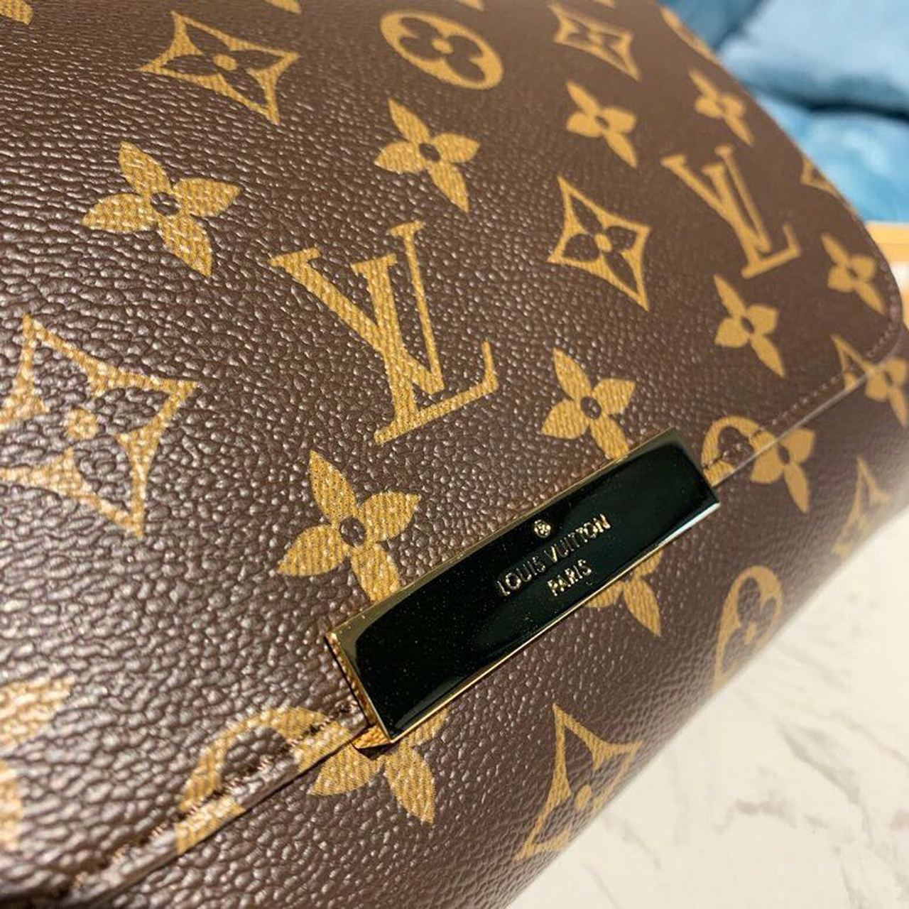 LV Favorite PM Monogram Canvas For Women, WomenÃ¢â‚¬â„¢s Handbags, Shoulder And Crossbody Bags 10.2in/26cm LV M40717
