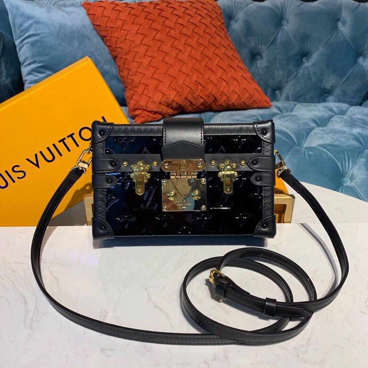 LV Petite Malle Monogram Vernis Black For Women, WomenÃ¢â‚¬â„¢s Handbags, Shoulder And Crossbody Bags 7.9in/19cm LV M54180