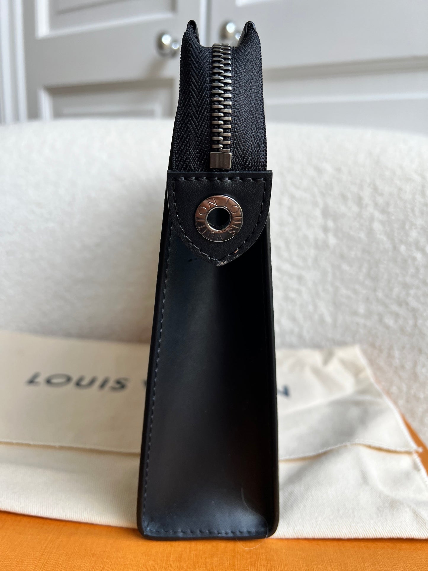 Louis Vuitton Pochette Voyage Monogram Eclipse (RRP £735)