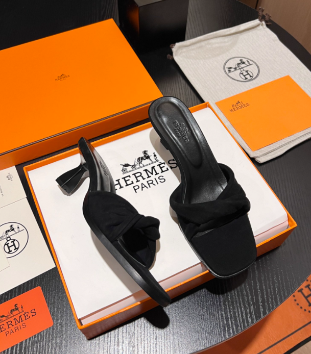 SAMC - HMS Women Shoes - 650