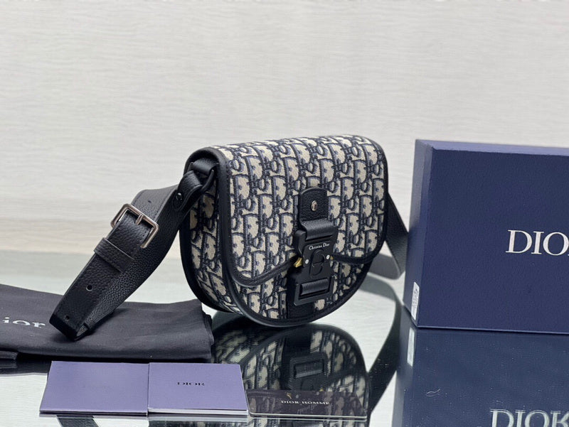 ELE - Dir Bags - 1396