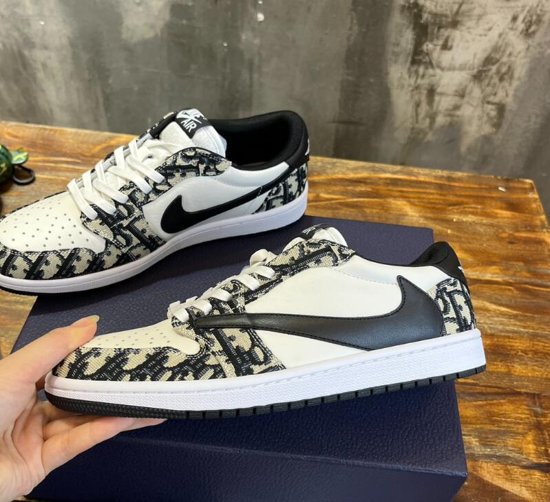 SAMC - NKE Shoes - 509
