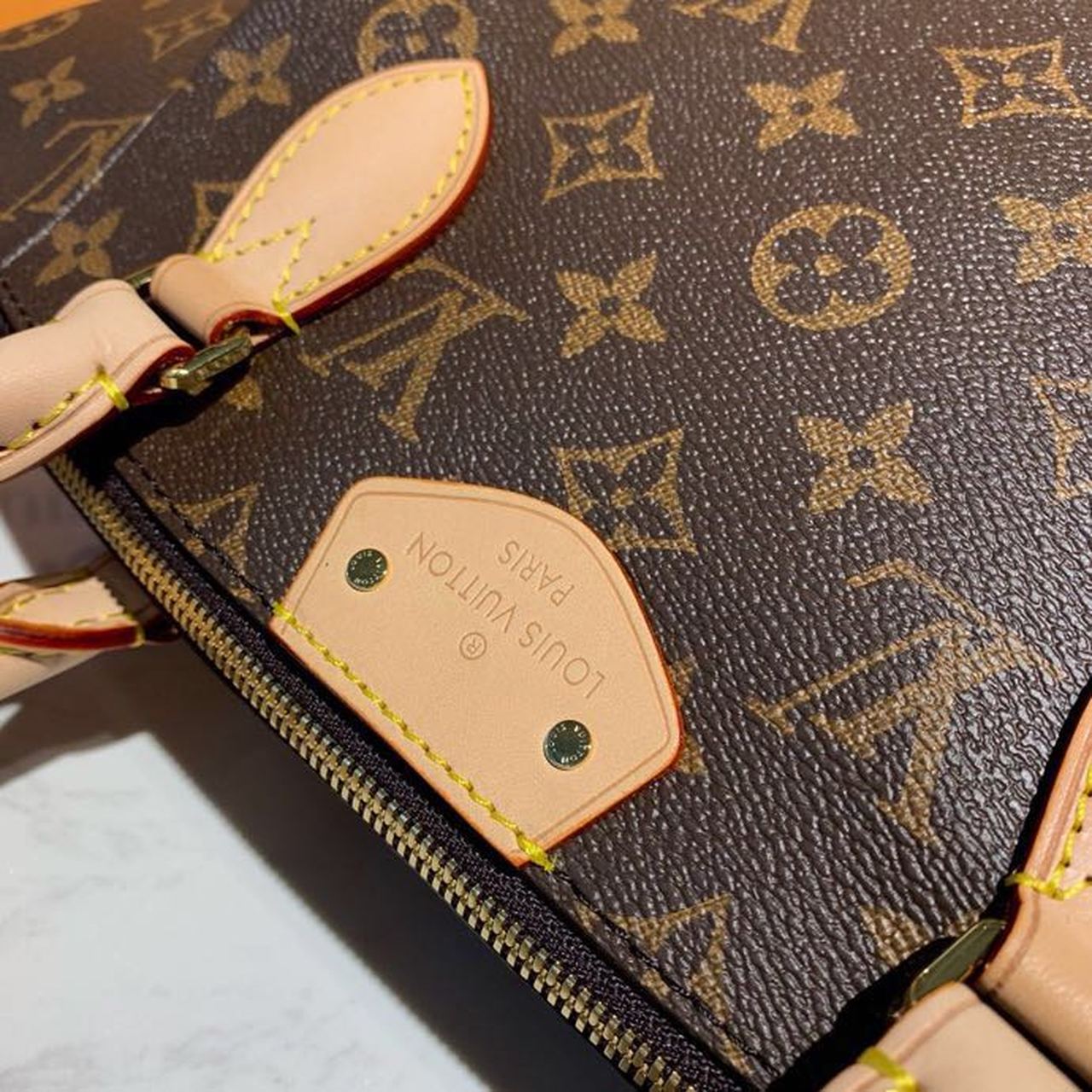 LV Turenne MM Monogram Canvas For Women, WomenÃ¢â‚¬â„¢s Handbags, Shoulder Bags 15in/38cm LV M48814