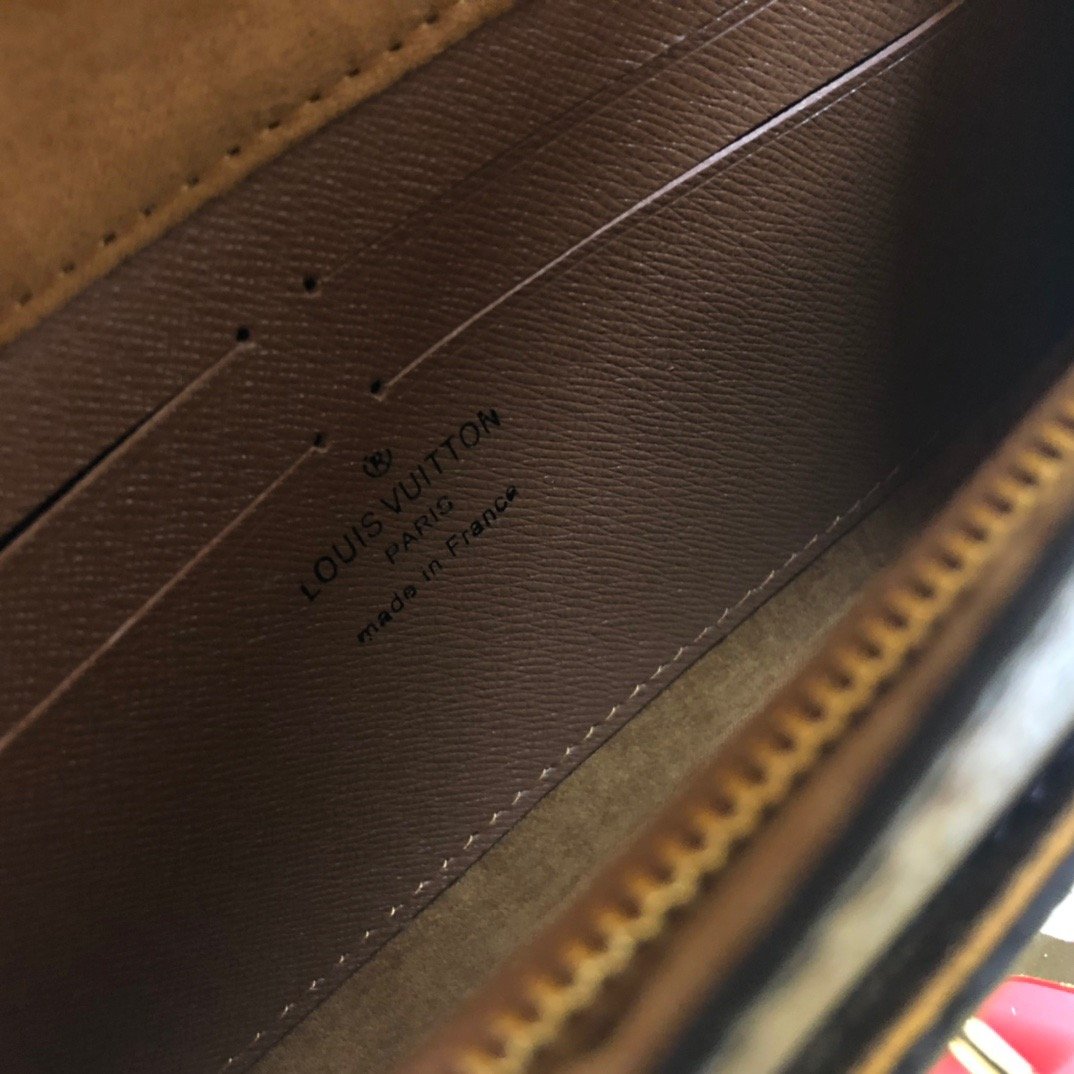 EN - New Arrival Bags LUV 154