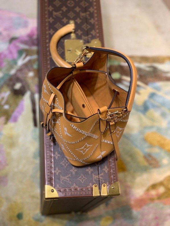 LV NeoNoe MM Bucket Bag Monogram Empreinte Arizona Brown For Women, WomenÃ¢â‚¬â„¢s Handbags, Shoulder Bags 10.2in/26cm LV M46029