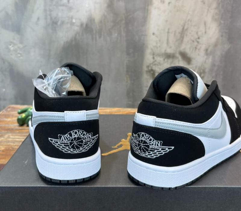 SAMC - NKE Shoes - 885