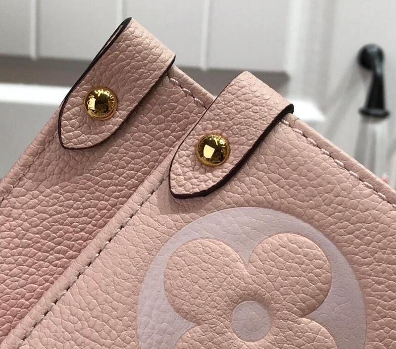 SAMC - LOV Bags - 2490