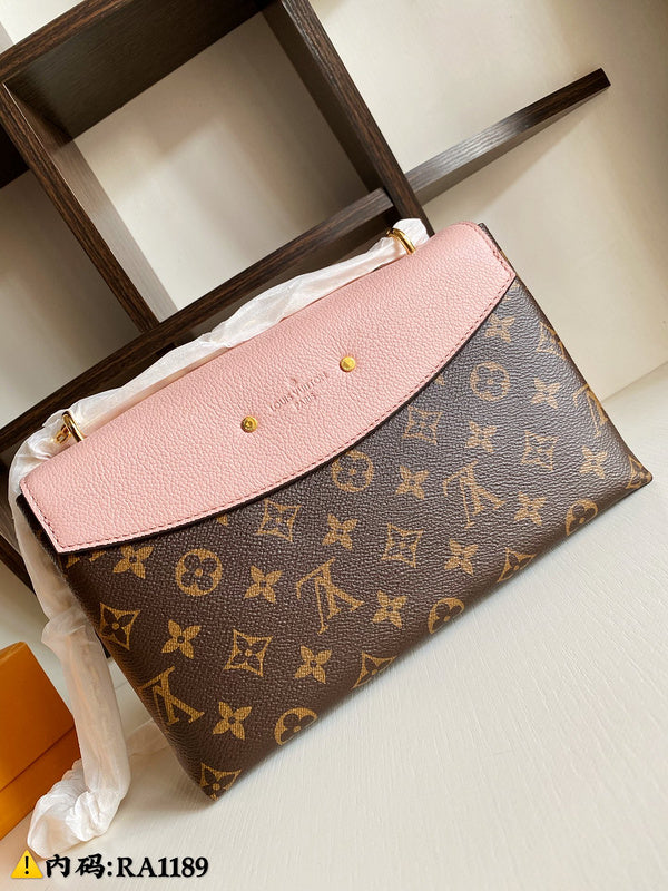 LOV2 Bags - Fashion Bags  2641