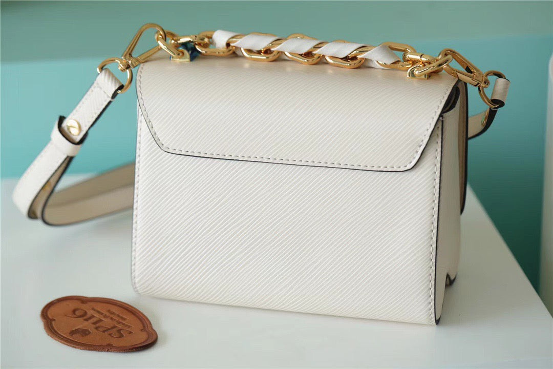 LV Twist MM Epi White For Women, WomenÃ¢â‚¬â„¢s Bags, Shoulder And Crossbody Bags 9.1in/23cm LV