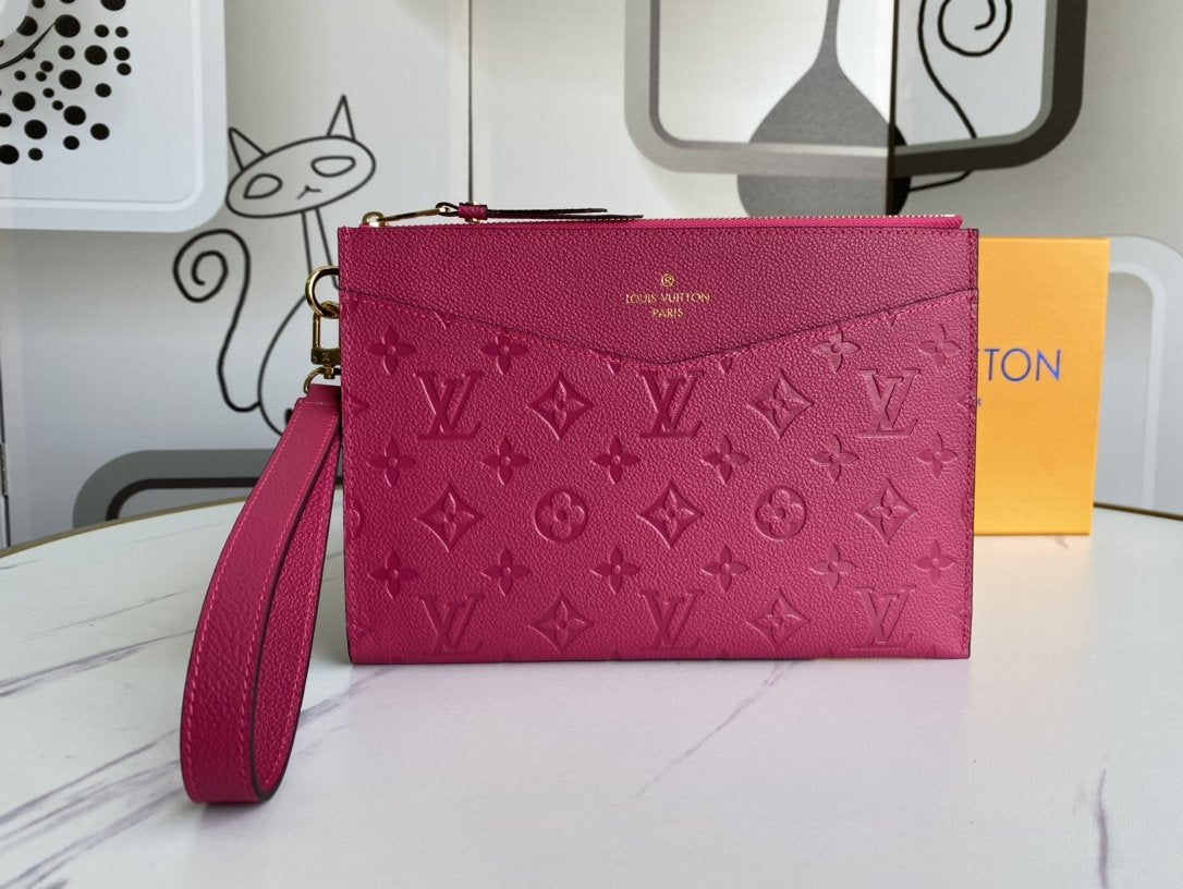 EN - New Arrival Wallet LUV 061