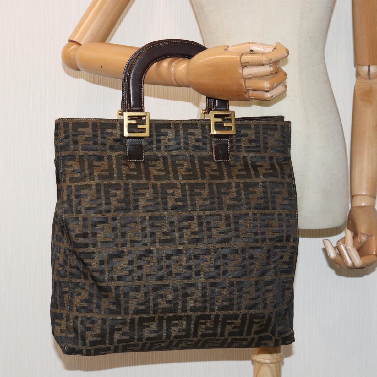FENDI Zucca Canvas Hand Bag Brown Black gold 86939