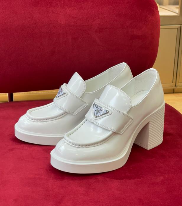 GlamyWomen Shoes - 015