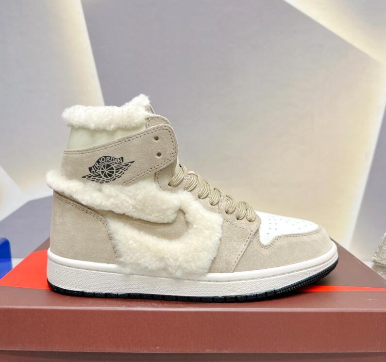 SAMC - NKE Shoes - 204