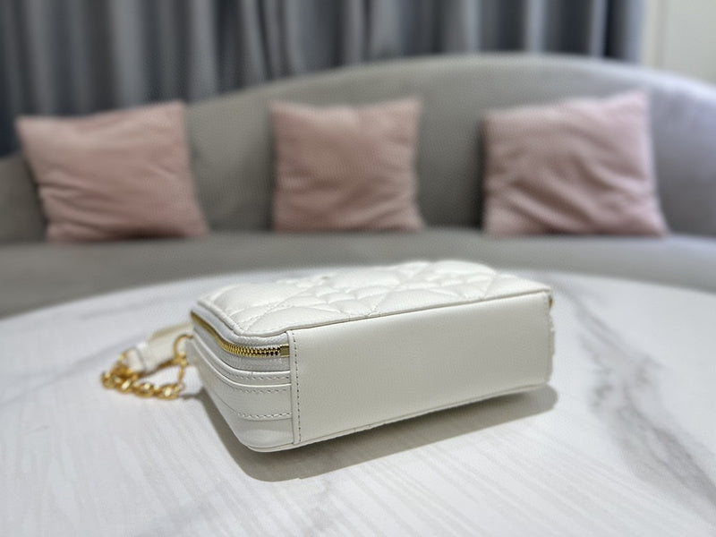 Glami Fashion - DIR Bags - 2023