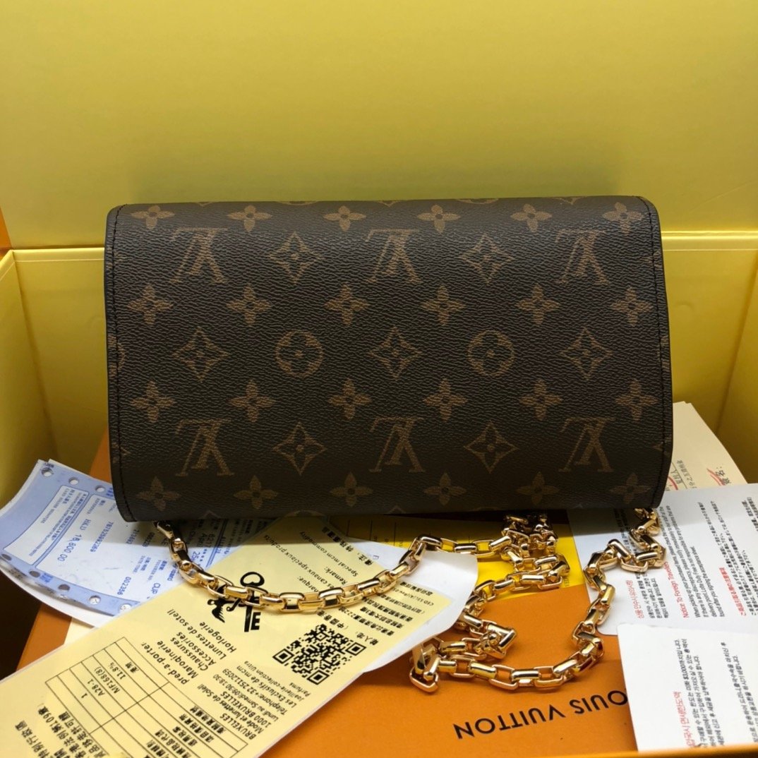 EN - New Arrival Bags LUV 154
