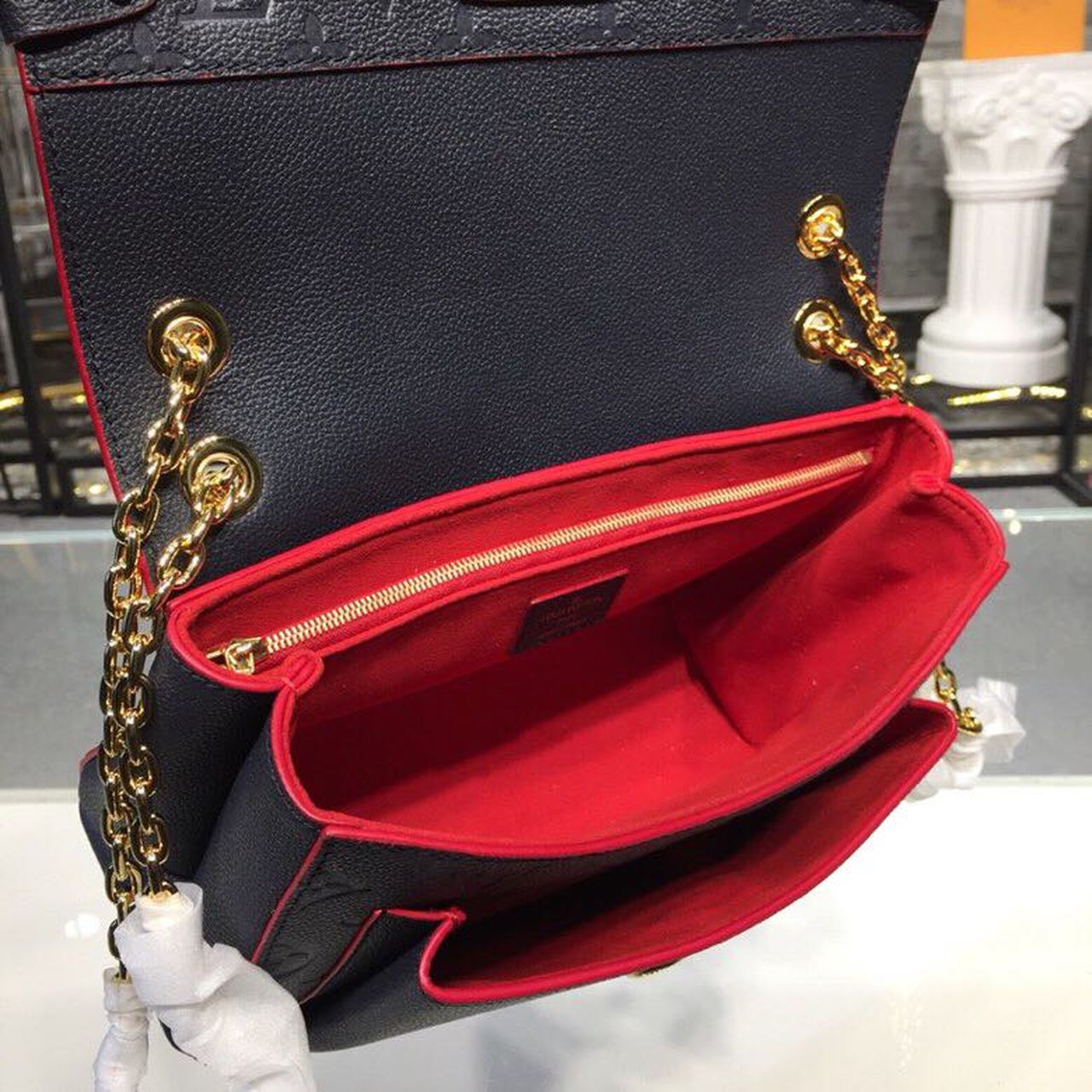 LV Vavin PM Monogram Empreinte Navy Blue/Red For Women, WomenÃ¢â‚¬â„¢s Handbags, Shoulder And Crossbody Bags 9.8in/25cm LV M52271