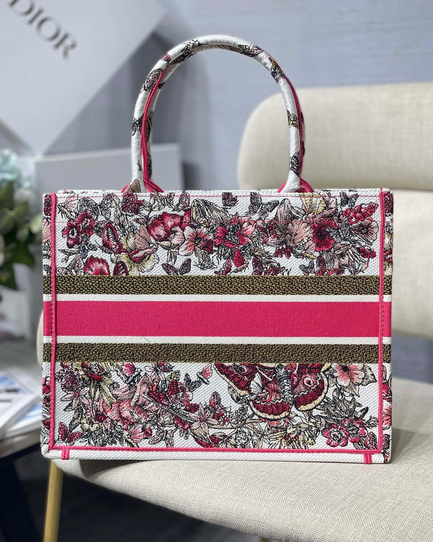 GLAMI MeGLAMIum Book Tote Pink Multicolor, For Women, WomenÃ¢â‚¬â„¢s Handbags 14in/36cm CD