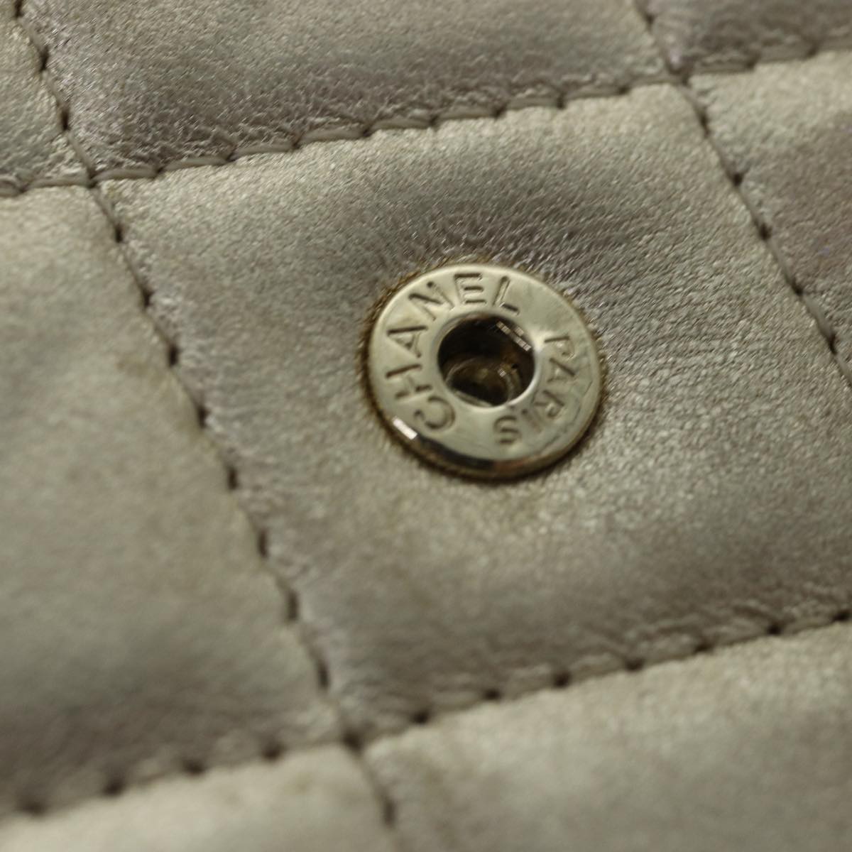 CHANEL Matelasse Chain Shoulder Bag Lamb Skin Gold Tone Gold CC 88657