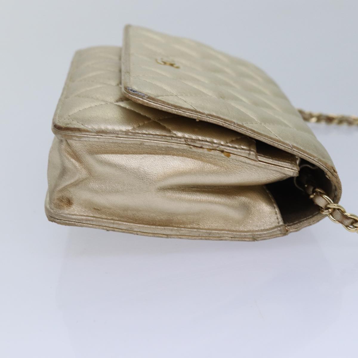 CHANEL Matelasse Chain Shoulder Bag Lamb Skin Gold Tone Gold CC 88657