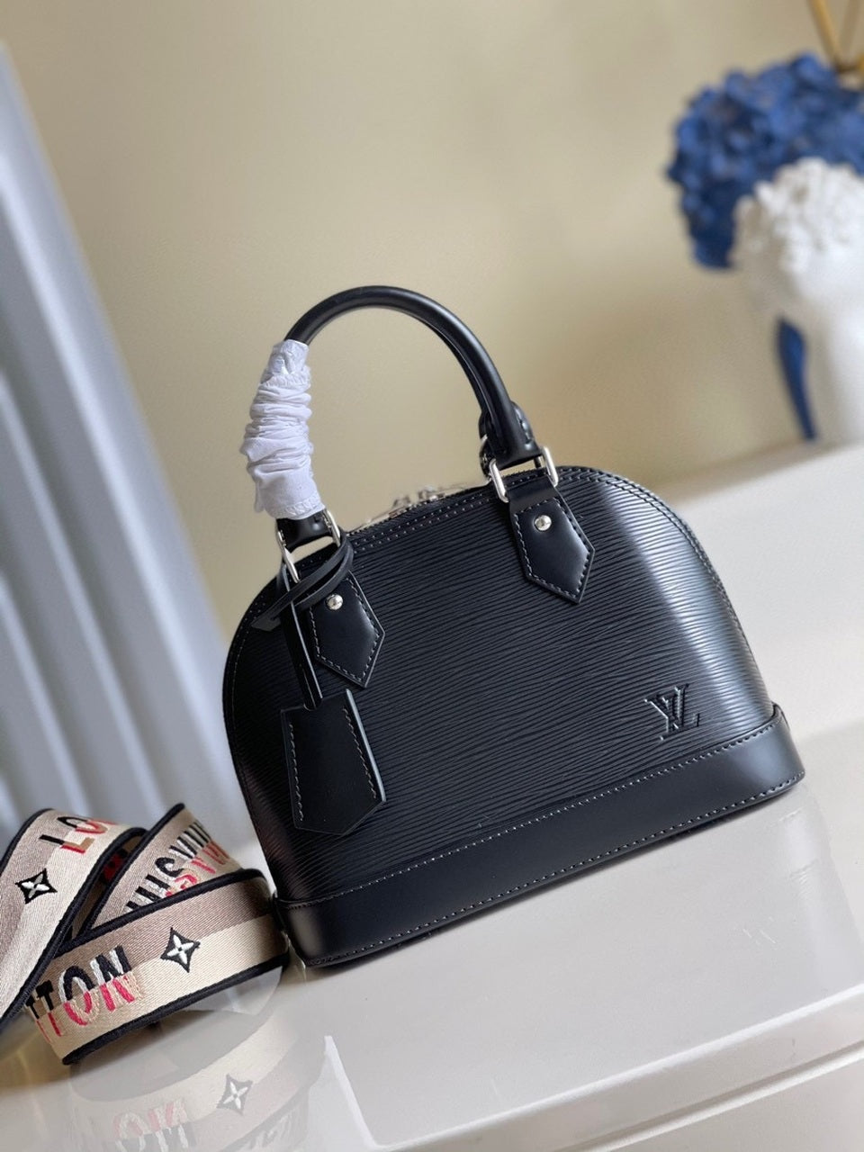 LV Alma GLAMI Monogram Blossoms Black For Women,  Shoulder And Crossbody Bags 9.3in/23.5cm LV M59217