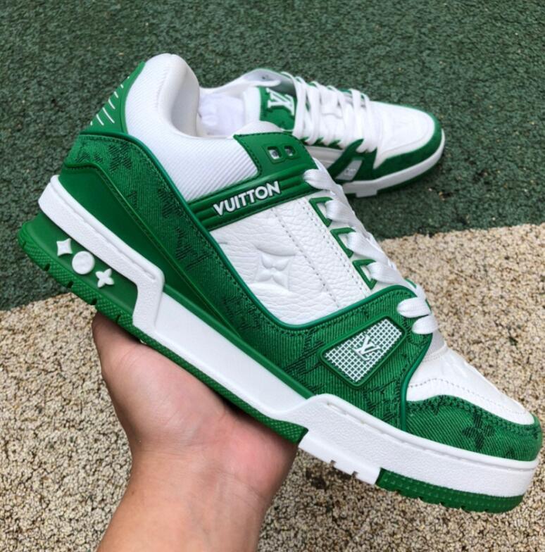 SAMC - NKE Shoes - 747