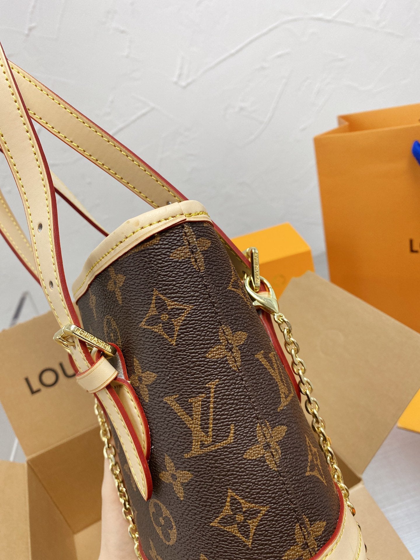 EN - New Arrival Bags LUV 079