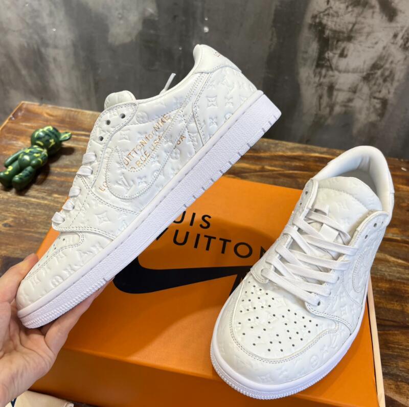 SAMC - NKE Shoes - 412