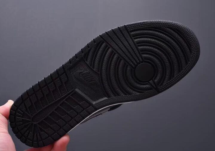 SAMC - NKE Shoes - 1428