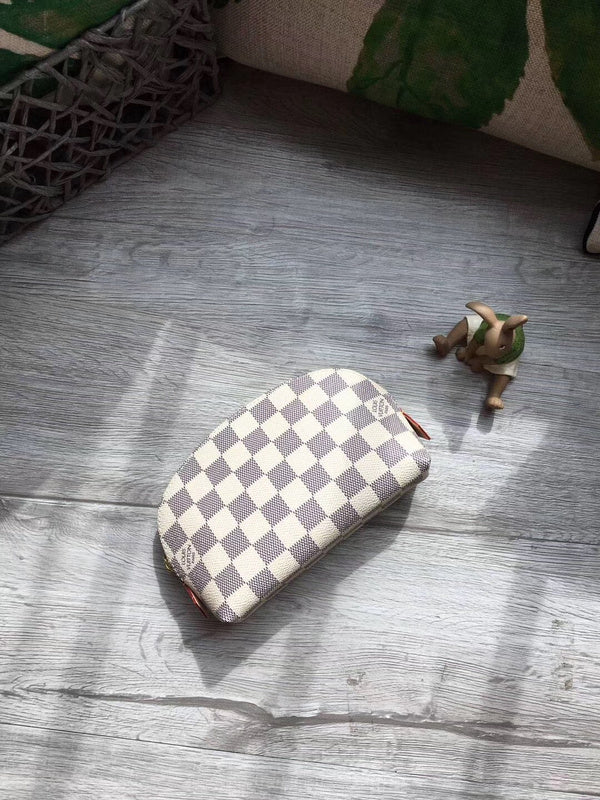 LOV2 Bags - Luxurious Bags  1151