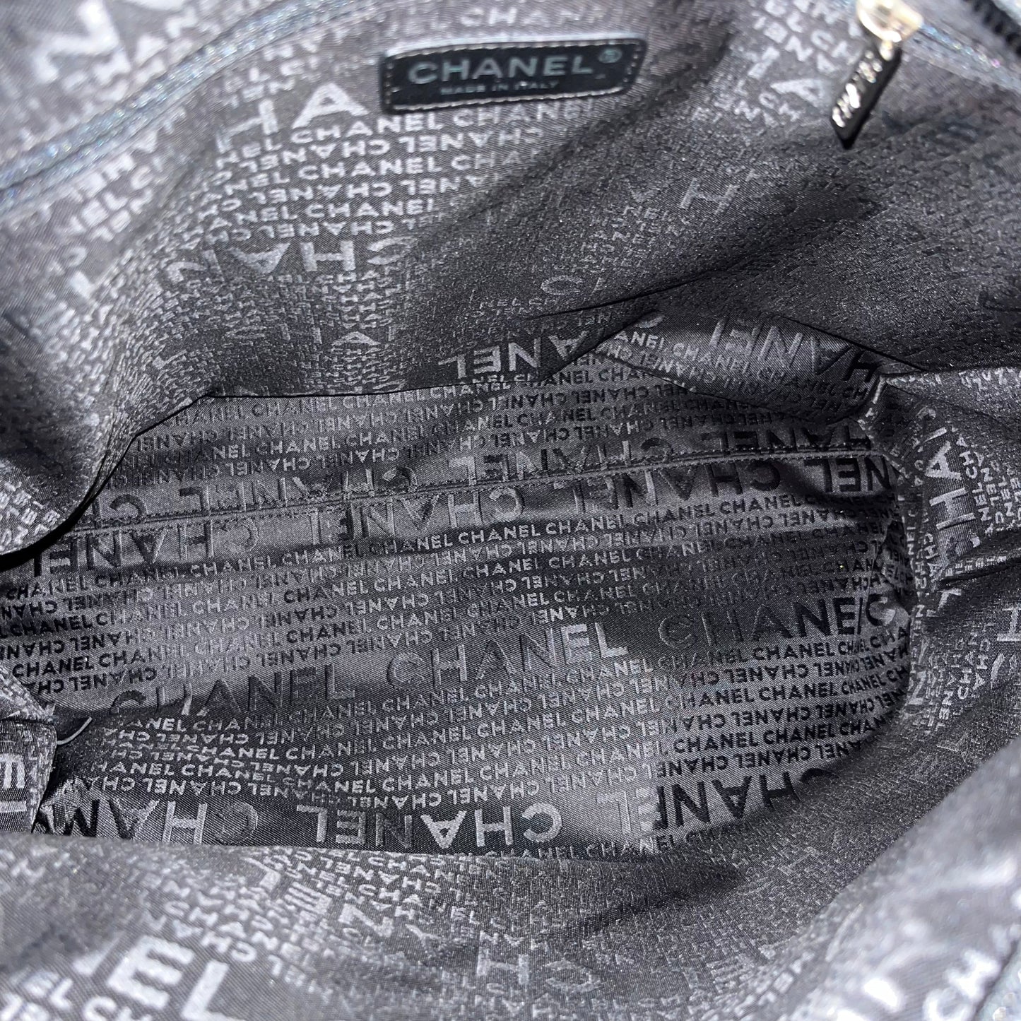 CHANEL Ultimate Soft Lambskin Hobo ADI1180