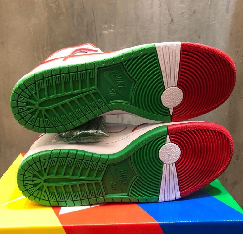 SAMC - NKE Shoes - 1686