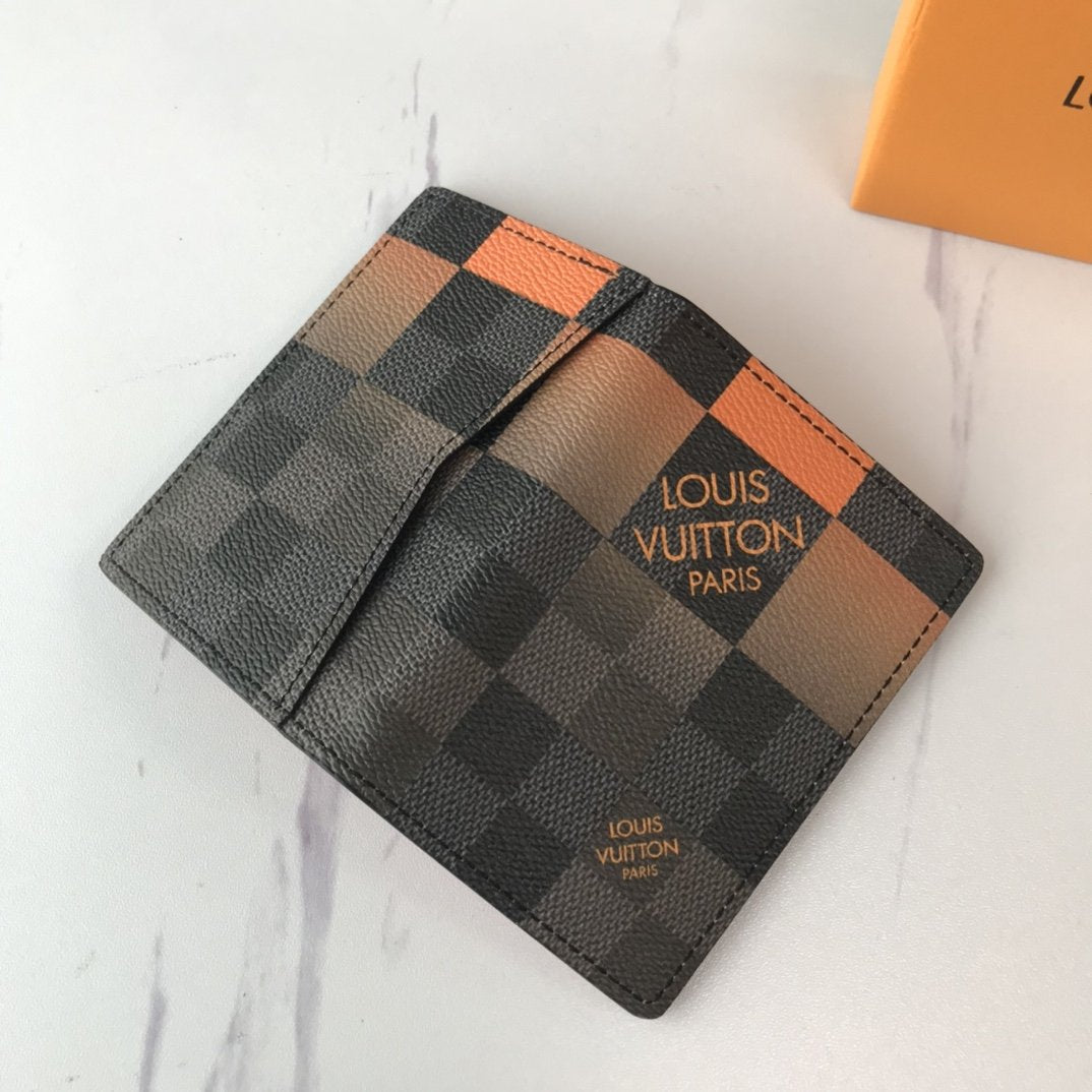 EN - New Arrival Wallet LUV 041