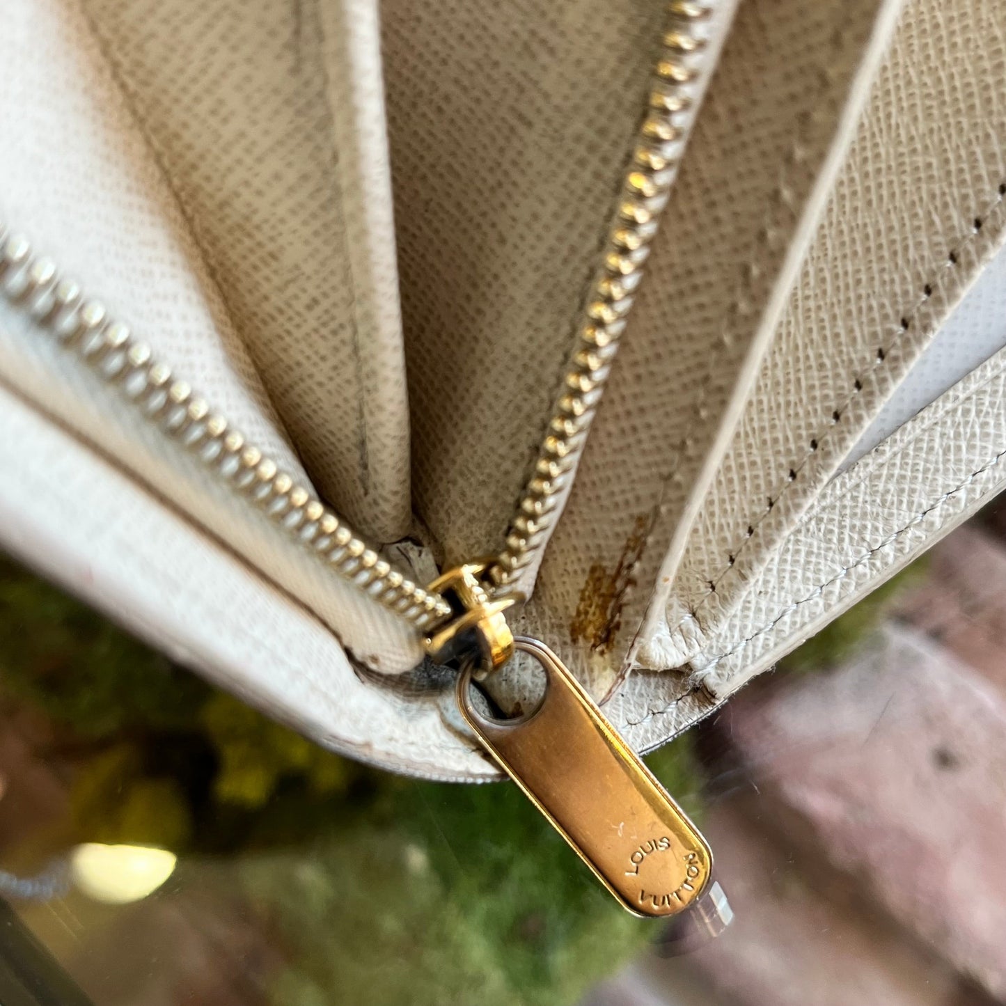 LOUIS VUITTON Joey Portofeuil Damier Azur Wallet
