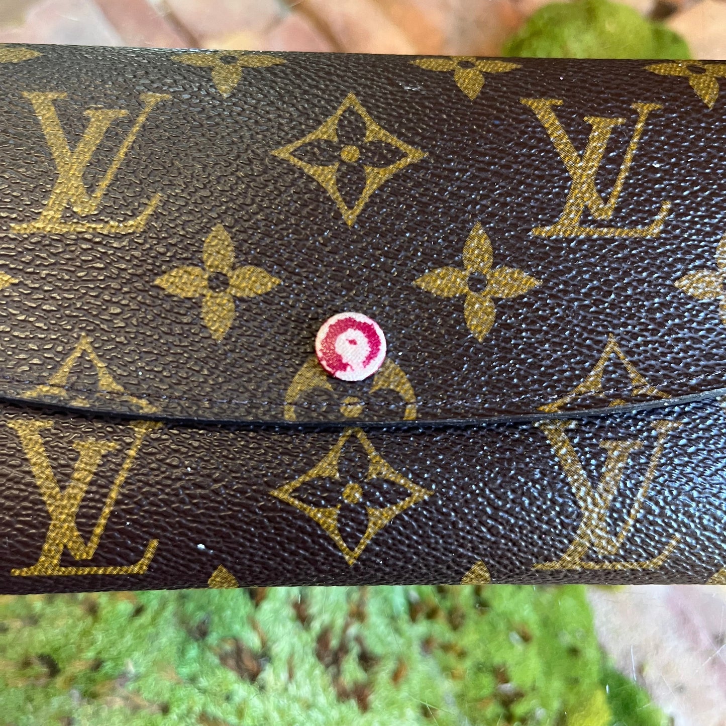 LOUIS VUITTON Emilie Monogram Wallet