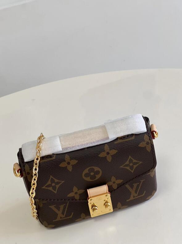SAMC - LOV Bags - 1836