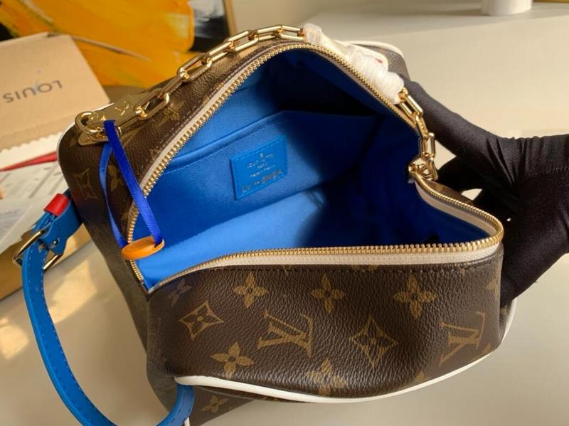 SAMC - LOV Bags - 2627