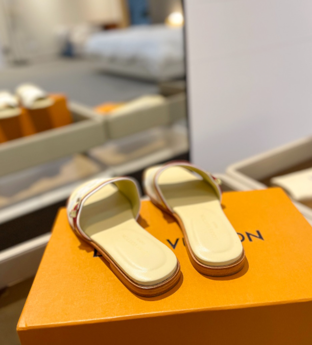 SAMC - LOV Women Shoes - 050
