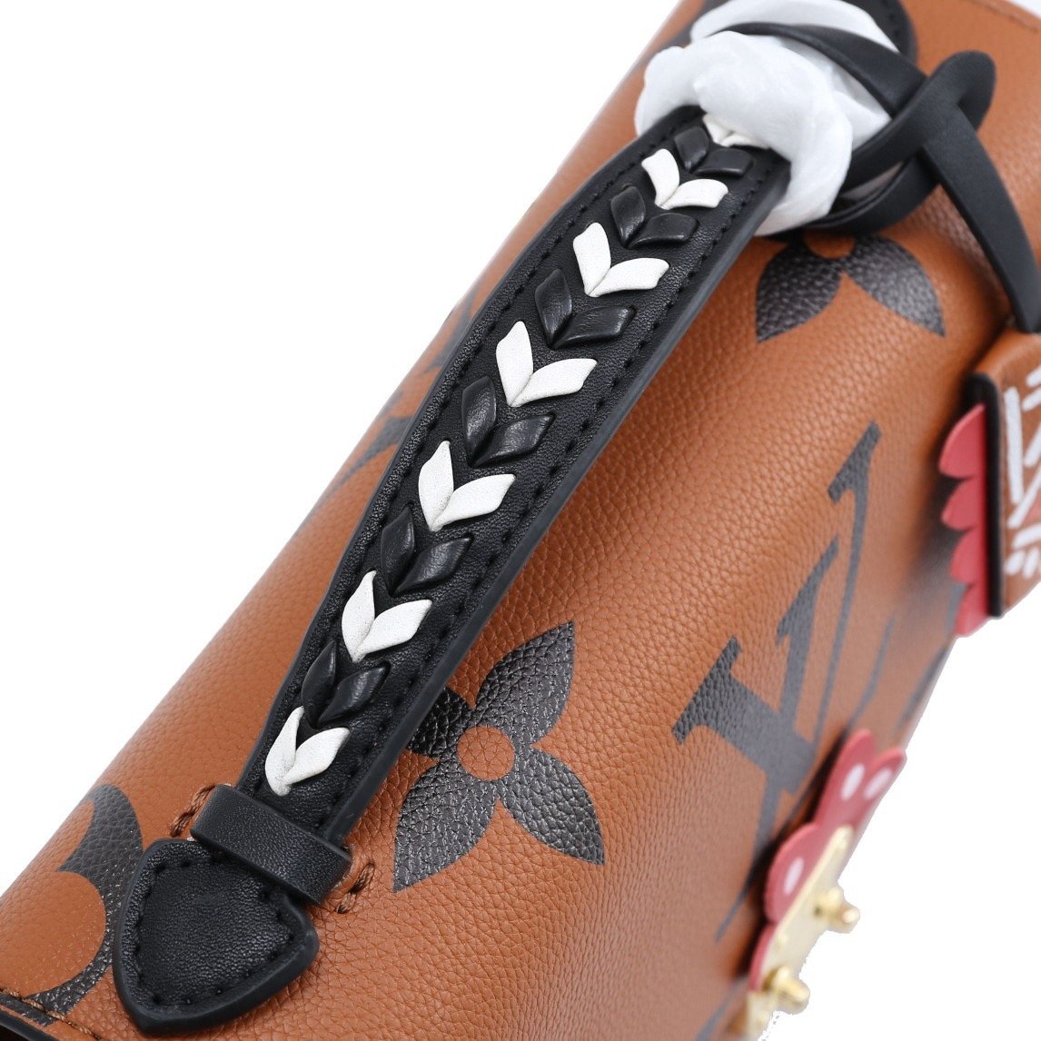 EN - New Arrival Bags LUV 041