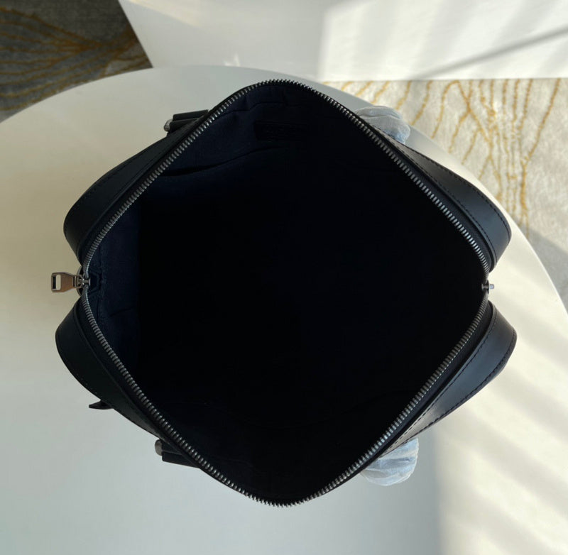 LOV2 Bags - Luxurious Bags  1221