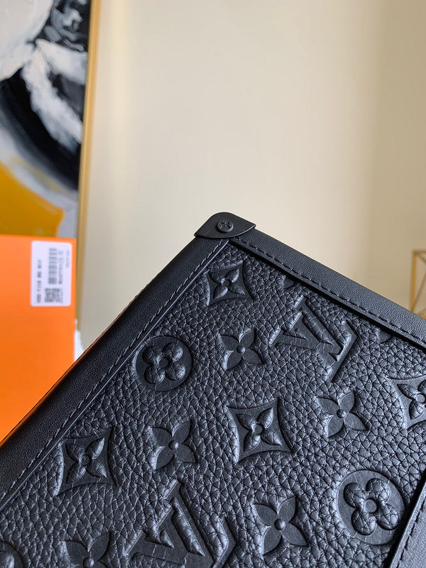 LOV2 Bags - Luxurious Bags  1223